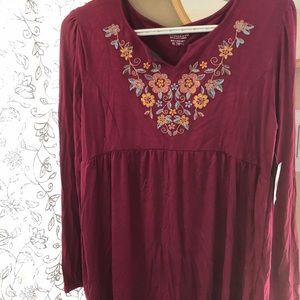 Roebuck & Co. EMBROIDERED PEASANT SHIRT FLORAL